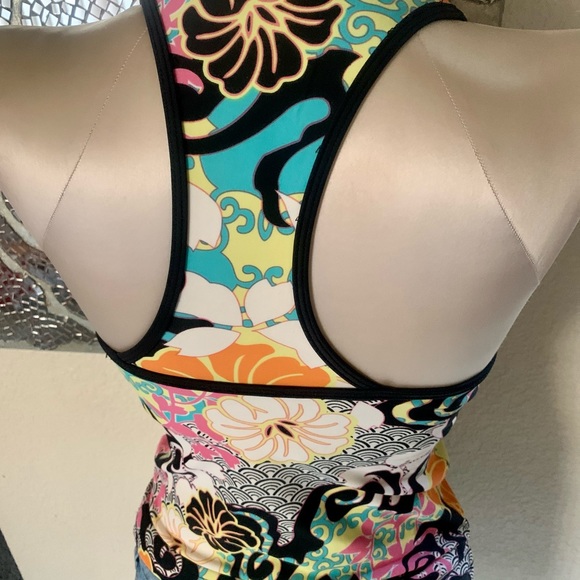 Athleta tankini swim top XS - Picture 3 of 4